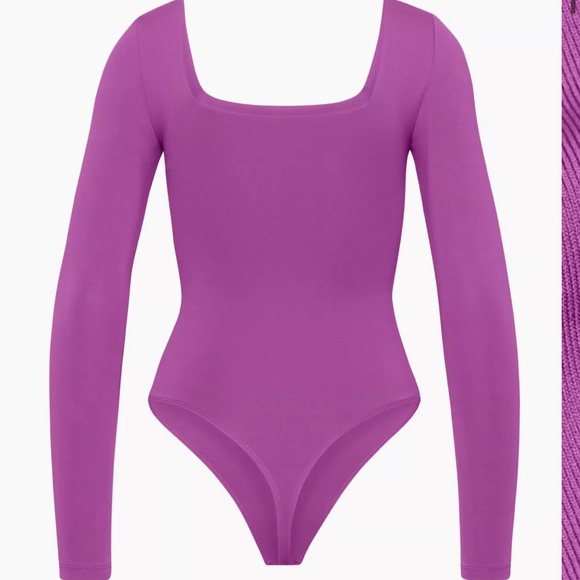 Aritzia contour, bodysuit M - Picture 7 of 8